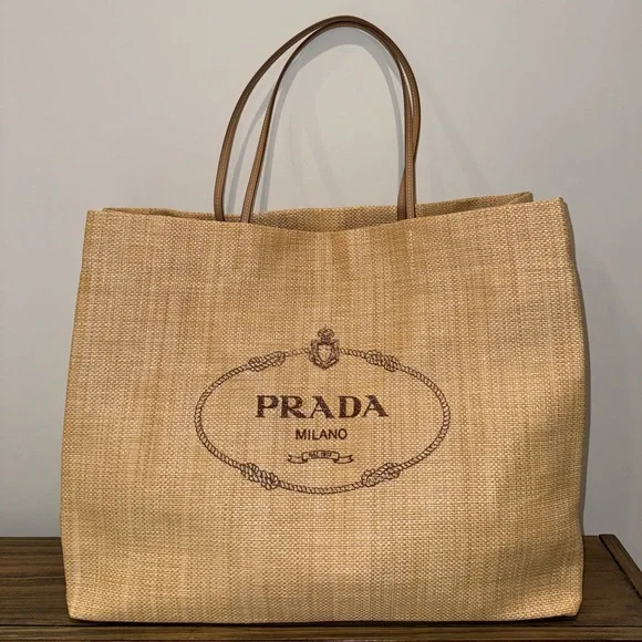 VIP価格.PRADA Sand Canvas Shopping Bag 関税送料込 Prada | Bags | Xl Prada Raffia Beach Tote Bag Exclusive Only